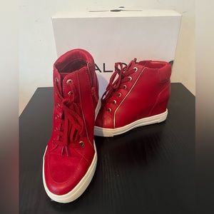 Sneaker Heels ♥️